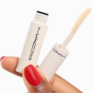 MAC STACK Cosmetics Legit Lift Lash Primer